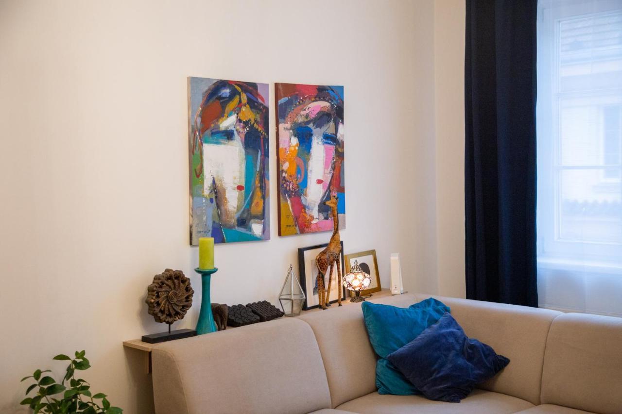 Appartement Velky 3-izbovy Bratislava-stare Mesto *