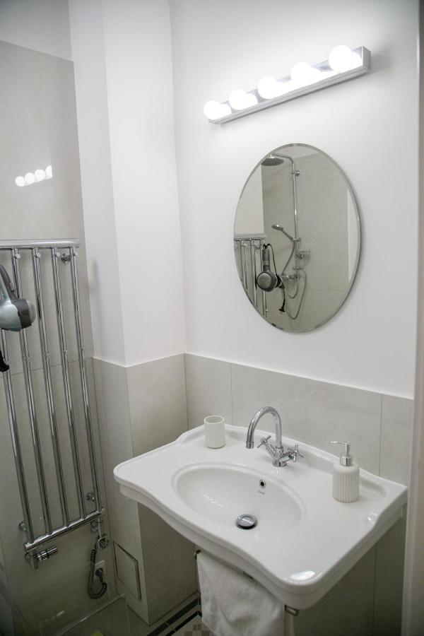 Velky 3-izbovy Bratislava-stare Mesto Appartement *